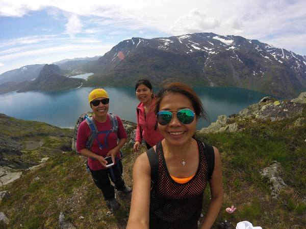 Besseggen Ridge Hike