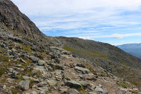 Besseggen ridge hike